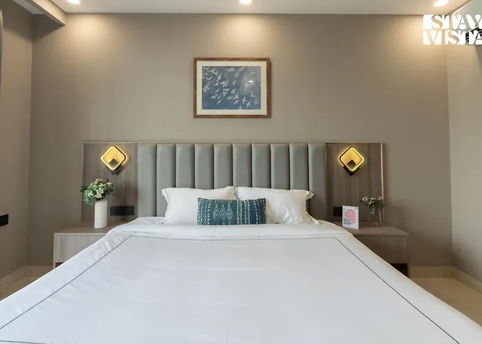 Stayvista Residences Near Cyber City Hub With Gym & Air Purifier